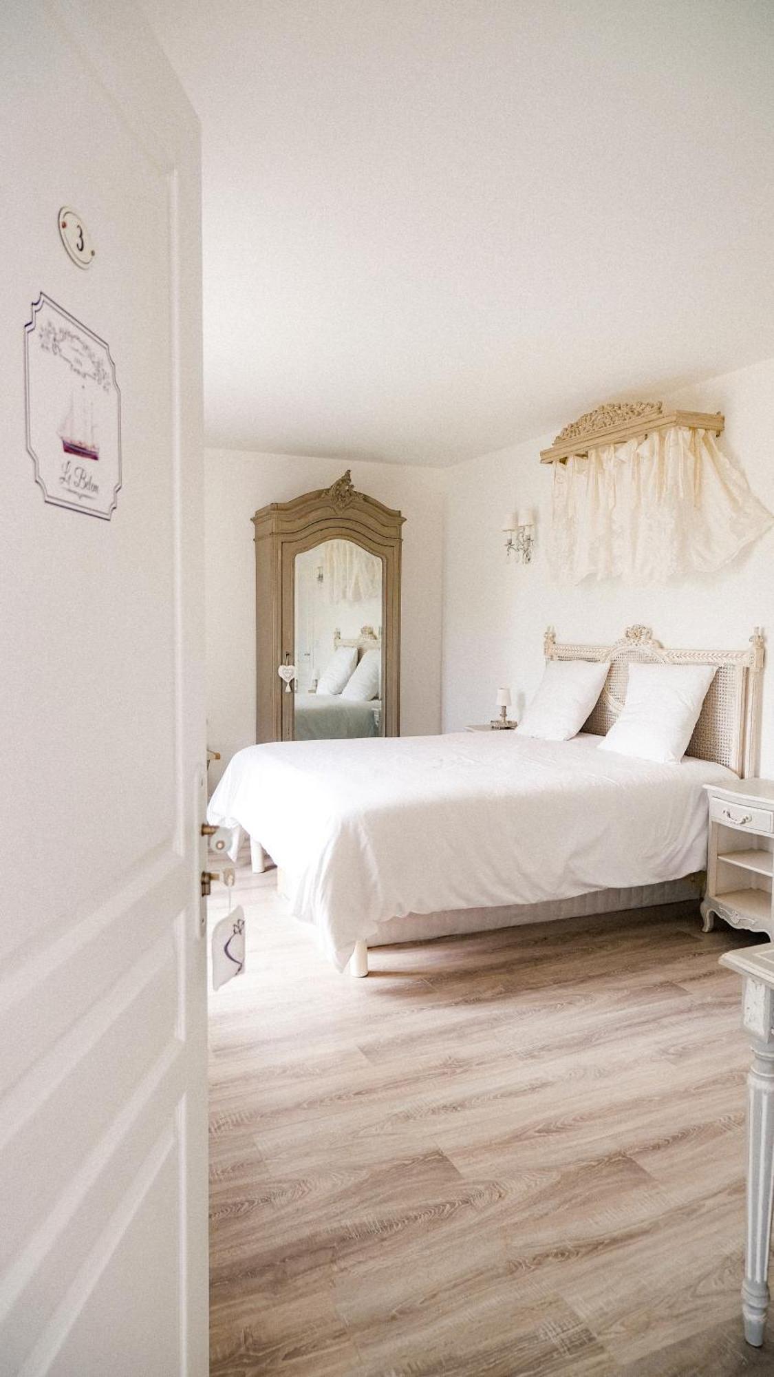 Le Bonheur De L'Instant Hotel Saint-Medard-d'Aunis ภายนอก รูปภาพ